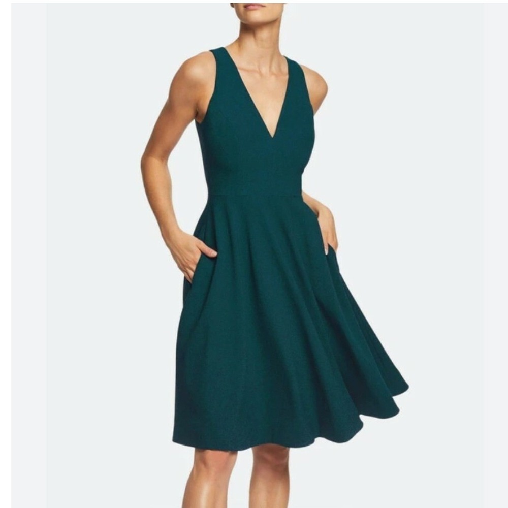 Dress The Population Catalina Fit & Flare Dress Pine Green V-Neck Midi Medium